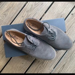 Brand New Grey Leather Bass Oxfords M-7.5 W-9